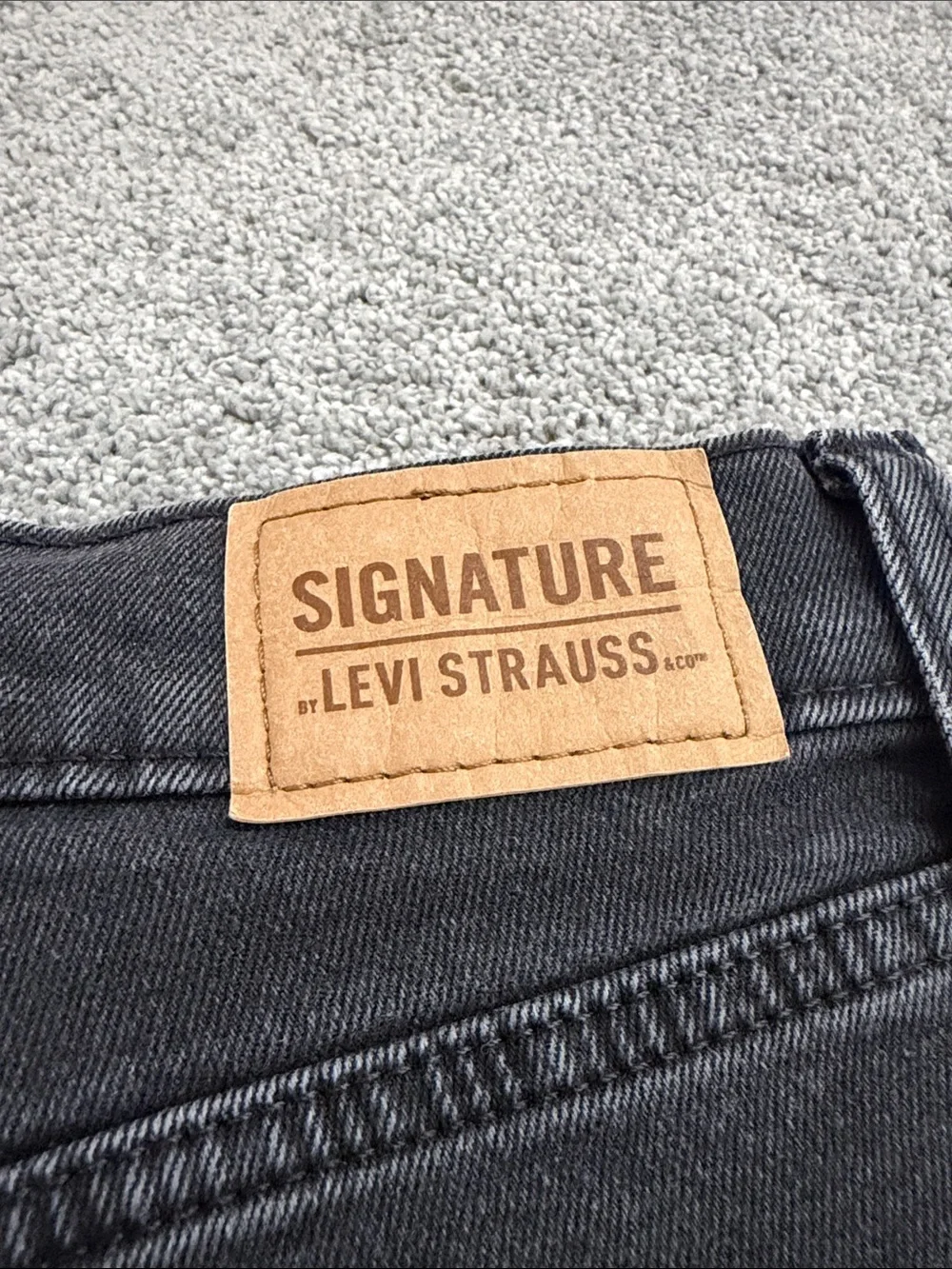 Signature by Levi Strauss Black High-Rise Cutoff Jean Shorts